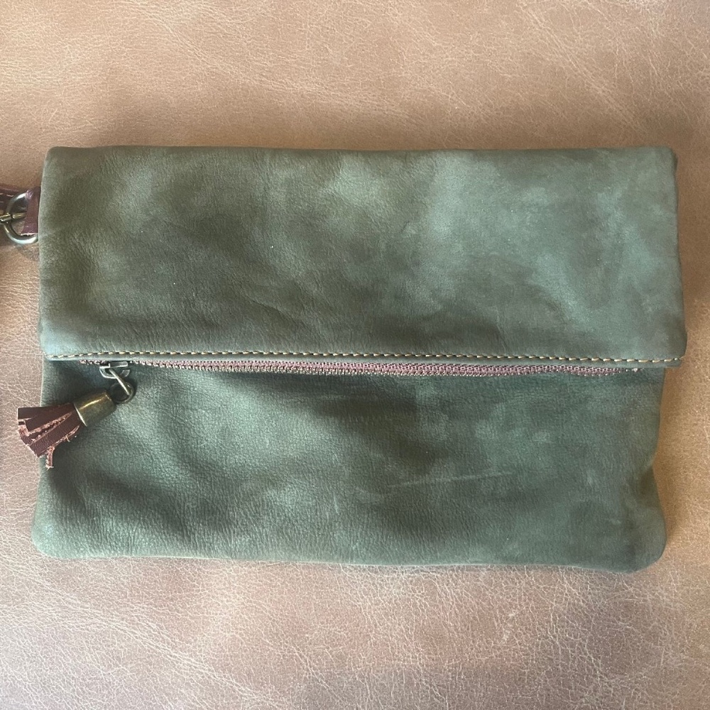 Toscana 100% Italian Leather clutch purse, sage green